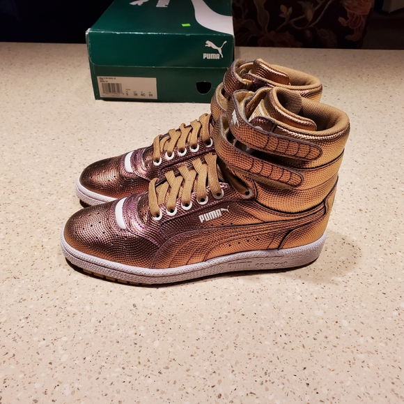 🆕️ NEW Puma Sky II Holographic Jr - Picture 5 of 16